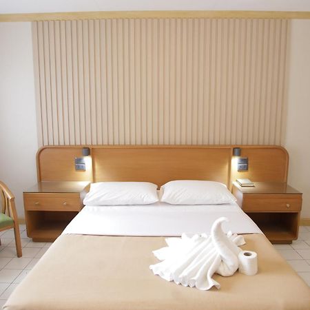 Hotel Soriente Manila Kültér fotó